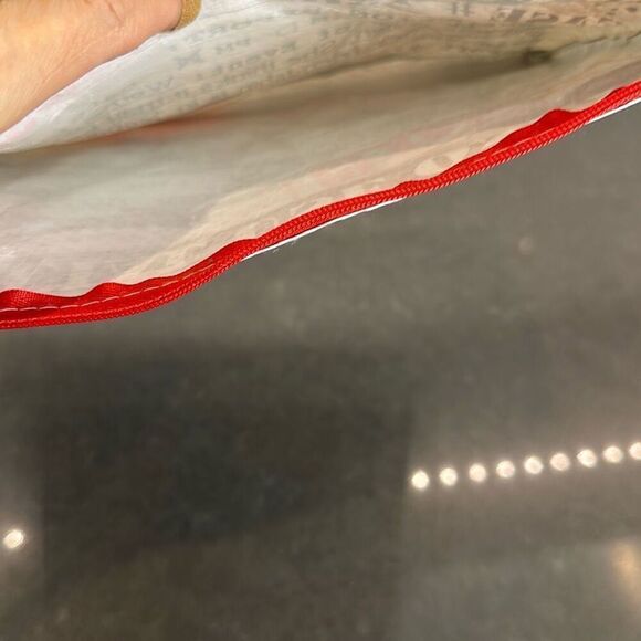 Cosmetic/Makeup Bag-NWT - Picture 3 of 4